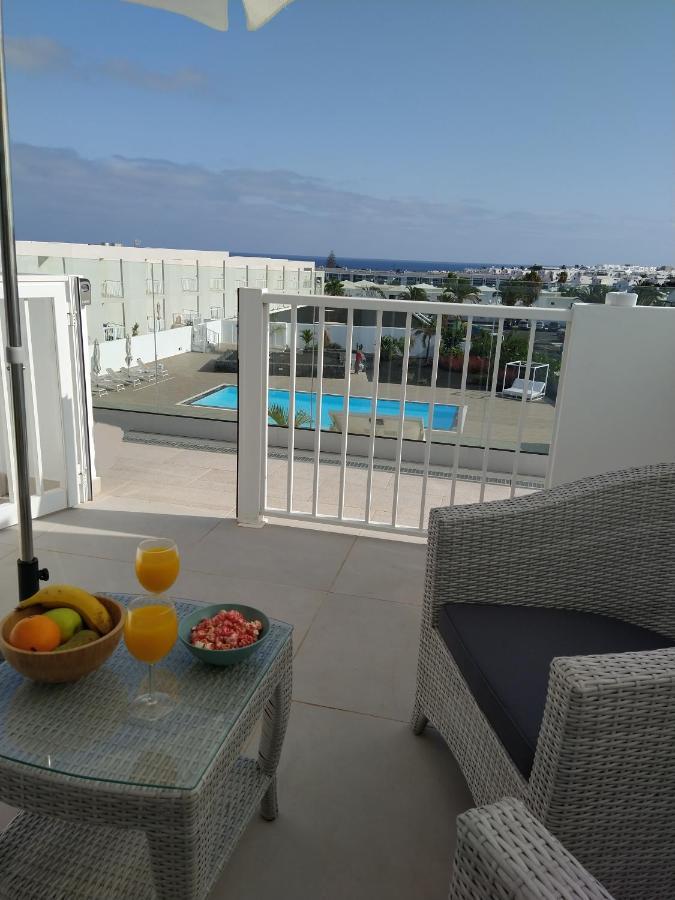 Apartment Namaste- Amazing Sea View & Infinity Pool - Good Wifi - Smart Tv-Residence Senator Costa Teguise Eksteriør billede