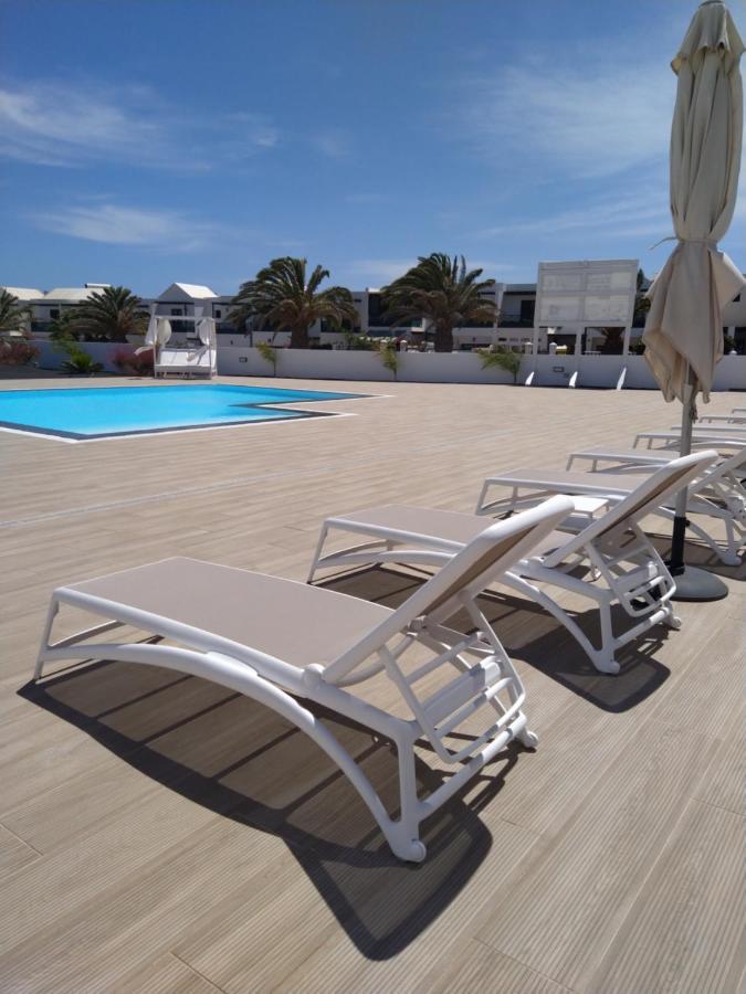 Apartment Namaste- Amazing Sea View & Infinity Pool - Good Wifi - Smart Tv-Residence Senator Costa Teguise Eksteriør billede